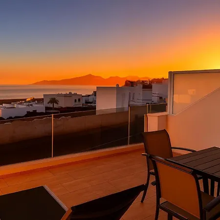 Arthouse Sea View - Acquamarina E Zaffiro Puerto del Carmen (Lanzarote)